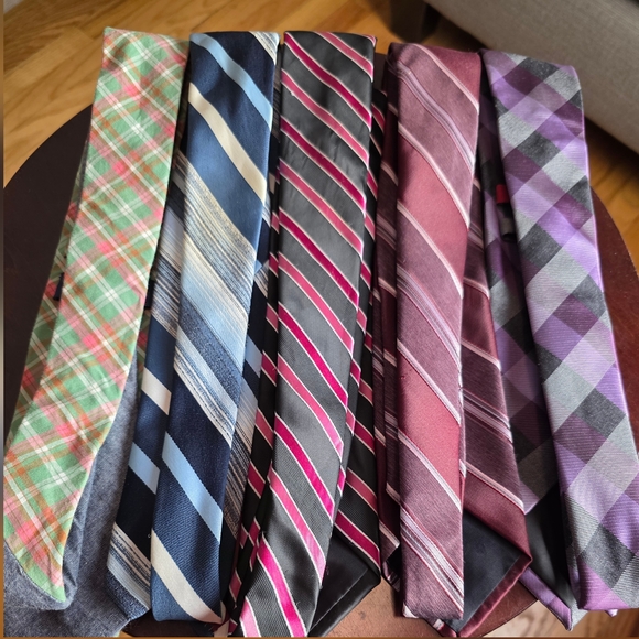 Men's Assorted Patterned Ties Set - Picture 2 of 13